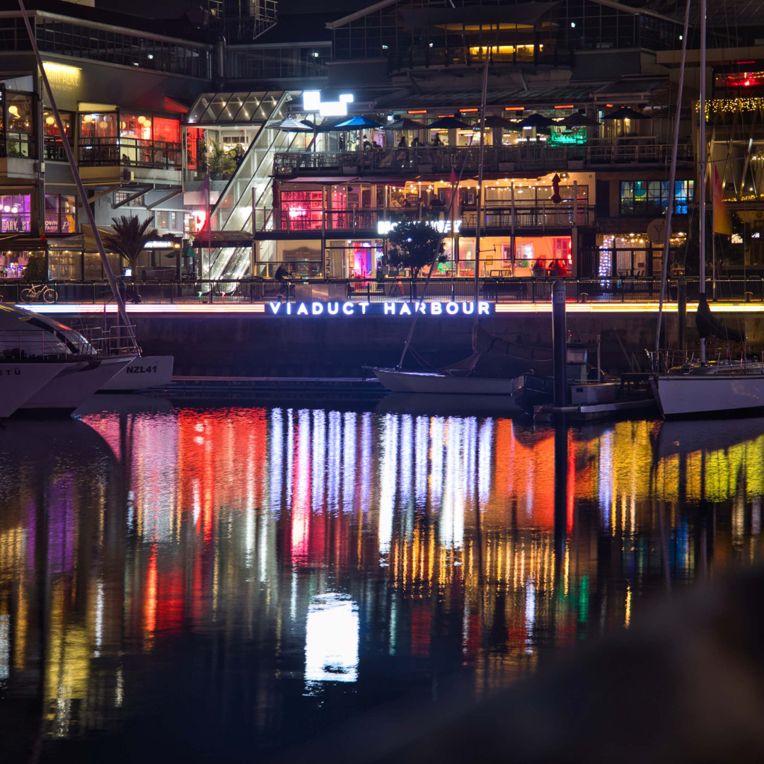 R6 F6517